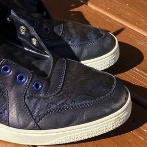 Gucci High Top Sneakers GG. Pre-Owned.